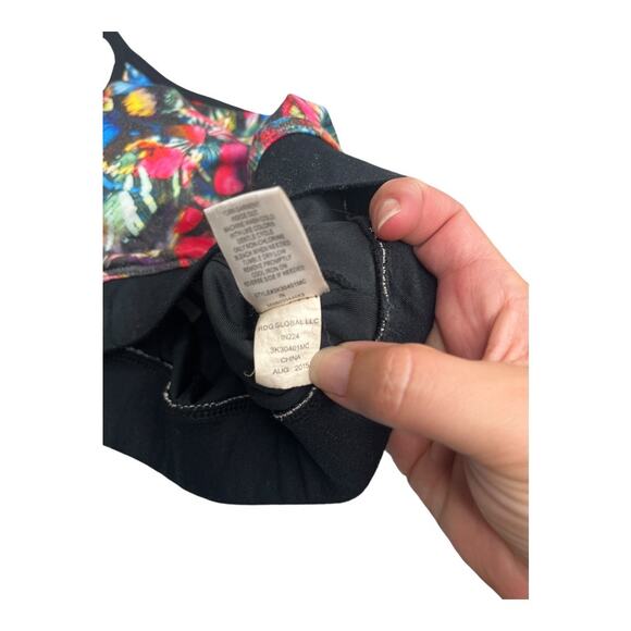 Jessica Simpson colorful butterfly black sports bra strappy cross back Small - Picture 4 of 5
